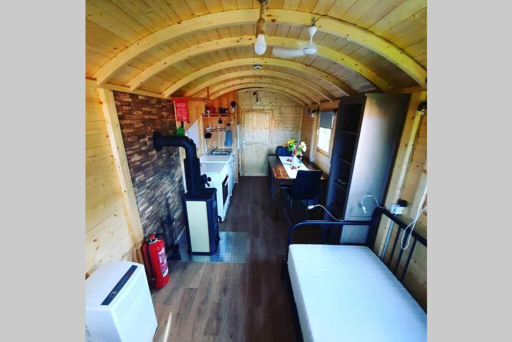 Appartamento Autarkes Tiny House Mit Rheinblick Rumikon Esterno foto